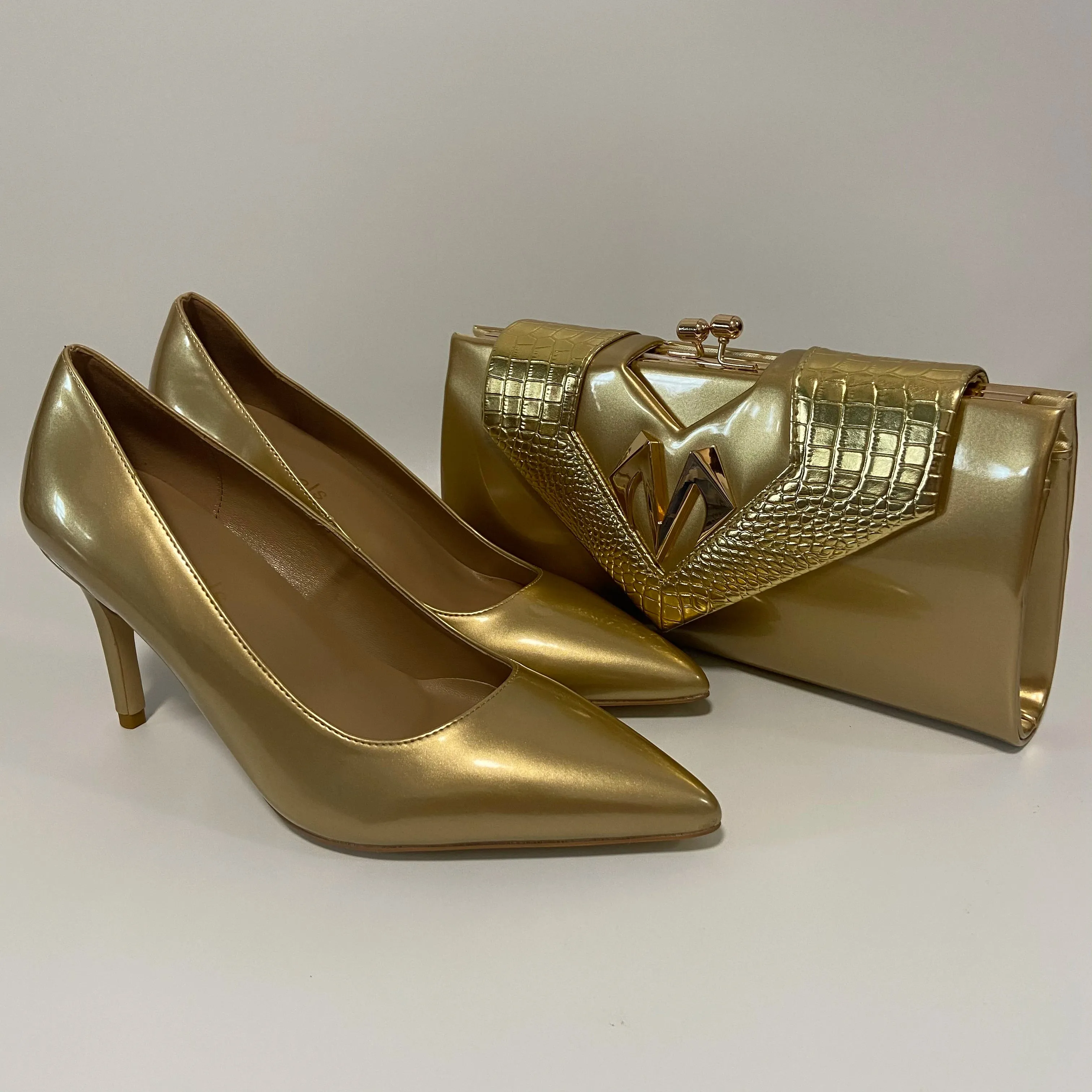 Pretty High Heel Shoes And Bag
