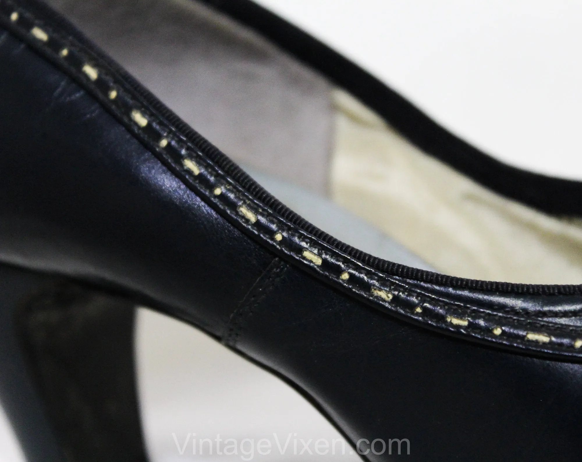 Size 6 1940s Navy Heels - Dark Blue 40s 50s Shoes - Round Toe & Buckled Bow - Sexy Pin Up Girl Next Door - 1950s Swing Era Leather Deadstock