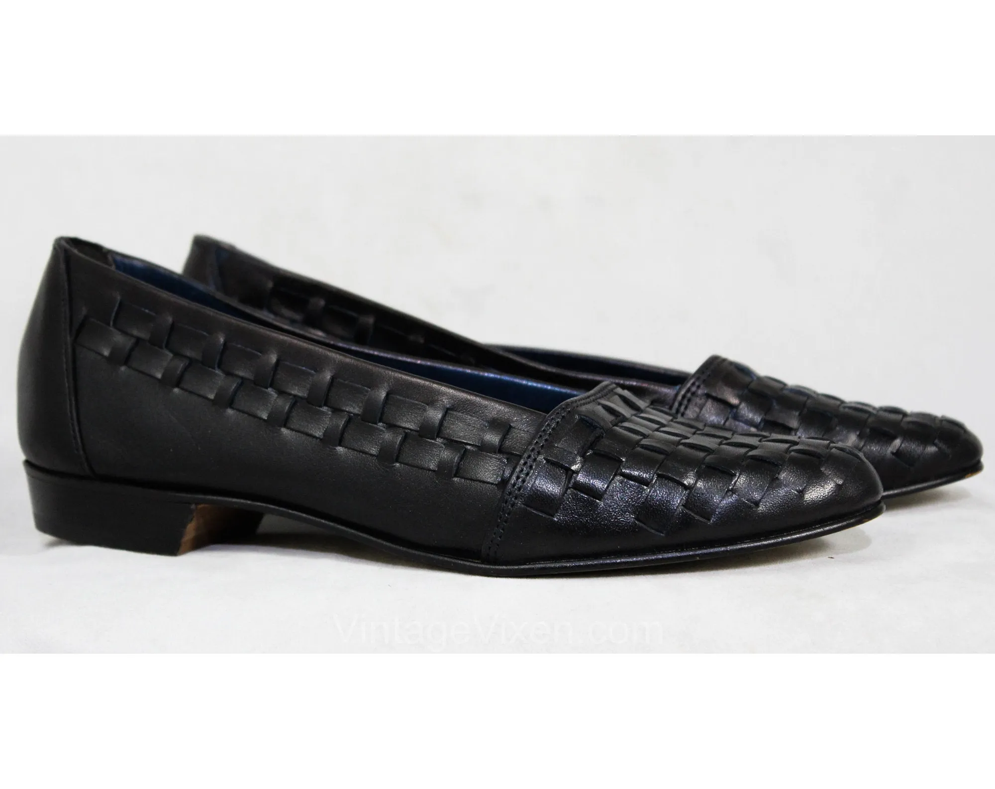 Size 6.5 Leather Shoes - Boho Black Huarache Style Design - 1990s Nearly Navy Blue Woven Lattice Pumps - Made in USA - 90s Deadstock 6 1/2 M