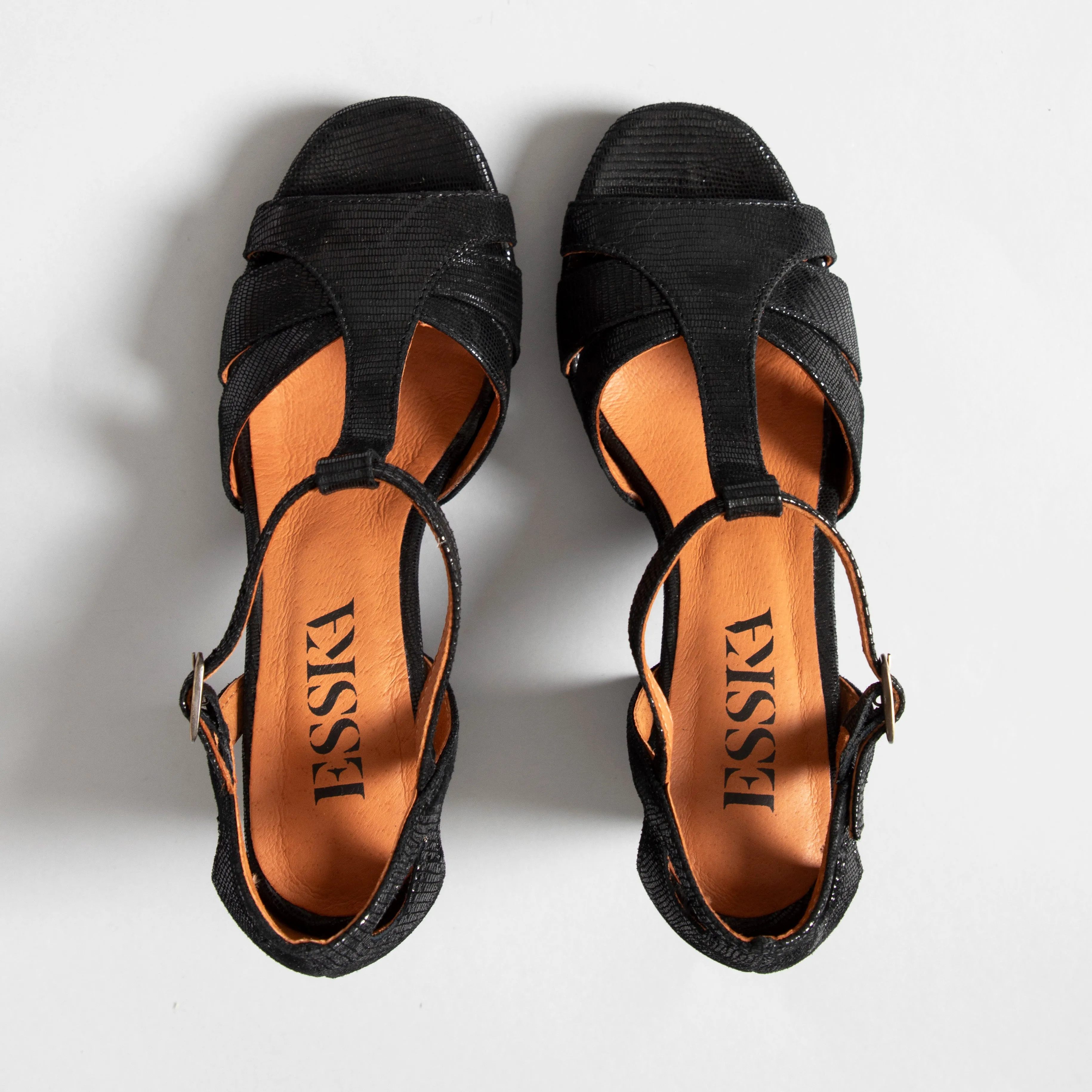 Valerie WIDE Black Metallic